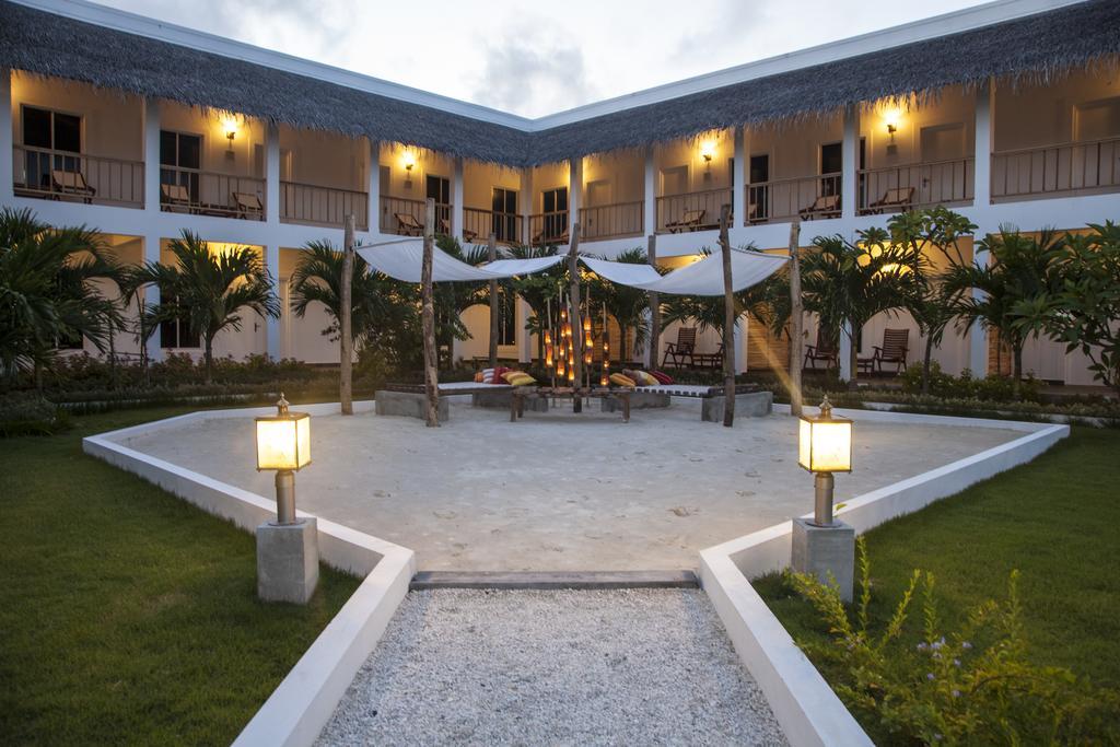 Amra Palace Gan  Exterior foto